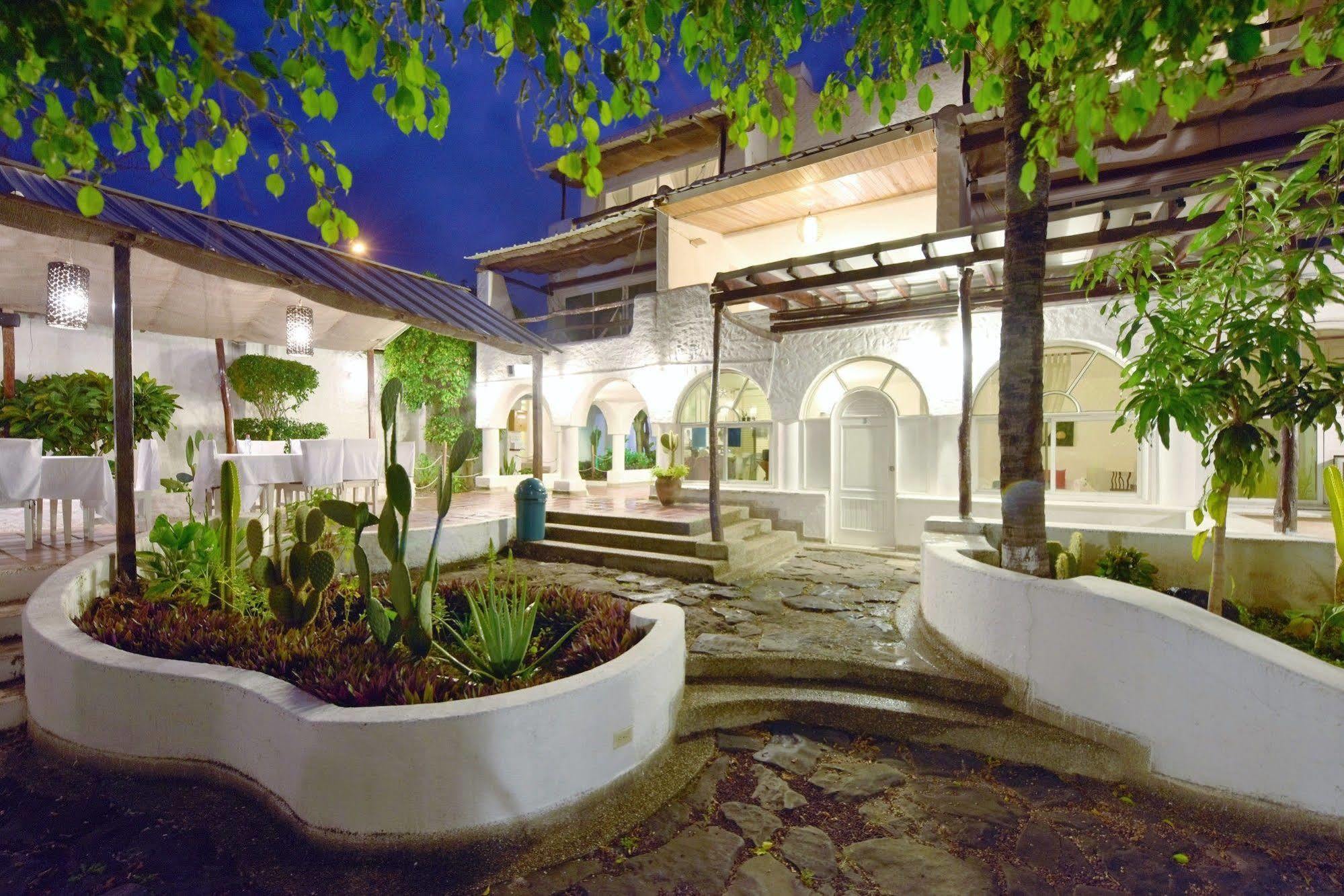 Bed and Breakfast Casa Opuntia Пуэрто-Бакерисо-Морено Экстерьер фото