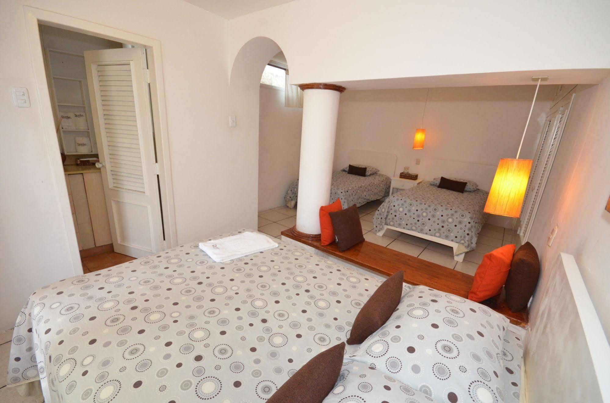 Bed and Breakfast Casa Opuntia Пуэрто-Бакерисо-Морено Экстерьер фото